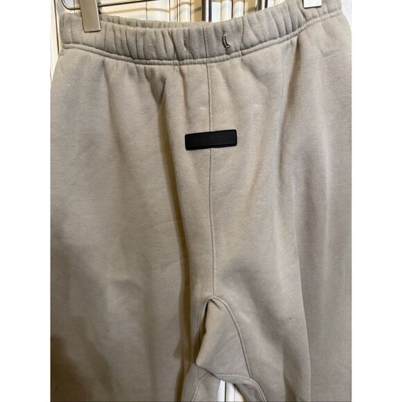 Essentials Fear Of God Men's Fleece Cotton Blend Jogger Sweatpants Tan Size XS - Picture 1 of 16